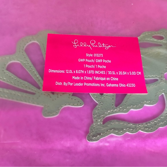 New in packaging Lilly Pulitzer pouches - Picture 4 of 5